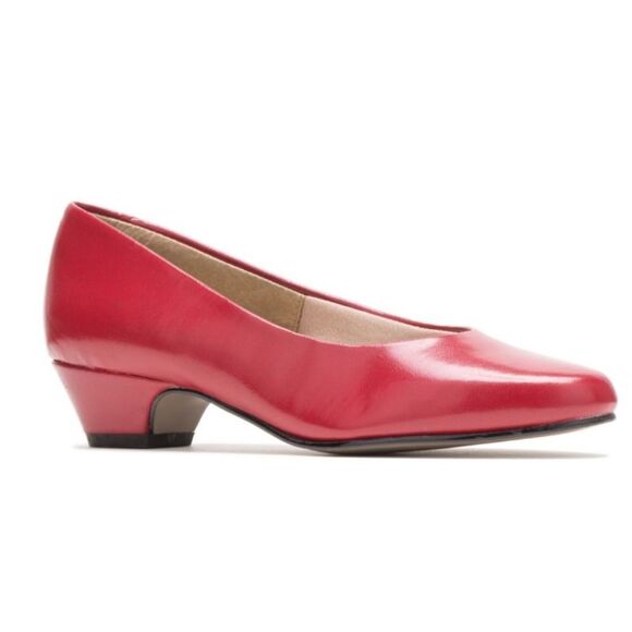 BRAND NEW SOFFT STYLE  ROUND TOE BLOCK KITTEN HEEL PUMP - Picture 1 of 16